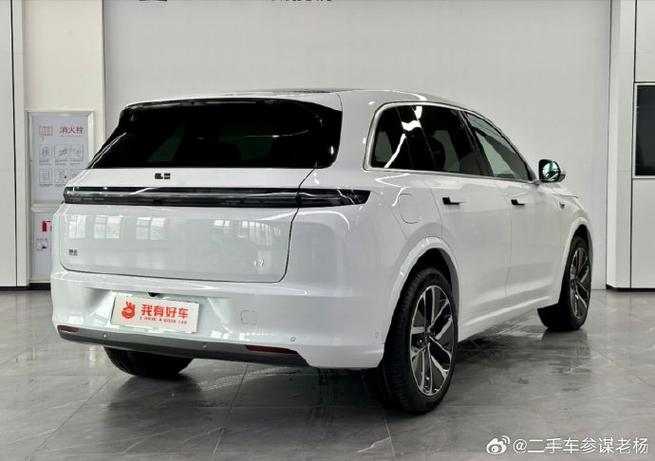 理想汽车2023款最新款价格七座，理想汽车2023款最新款价格七座图片